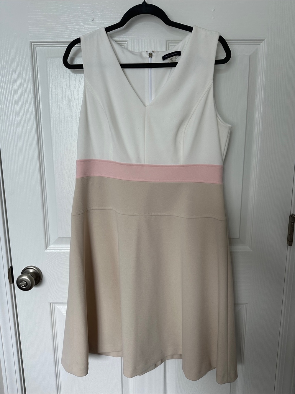Tommy Hilfiger V-Neck Colorblock Dress
